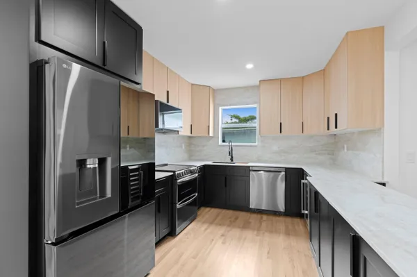 $4,199 | 711 Northeast 8th Avenue, Boynton Beach, FL 33435