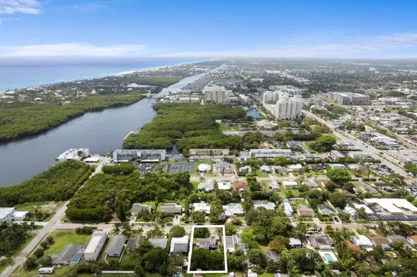 $4,199 | 711 Northeast 8th Avenue, Boynton Beach, FL 33435