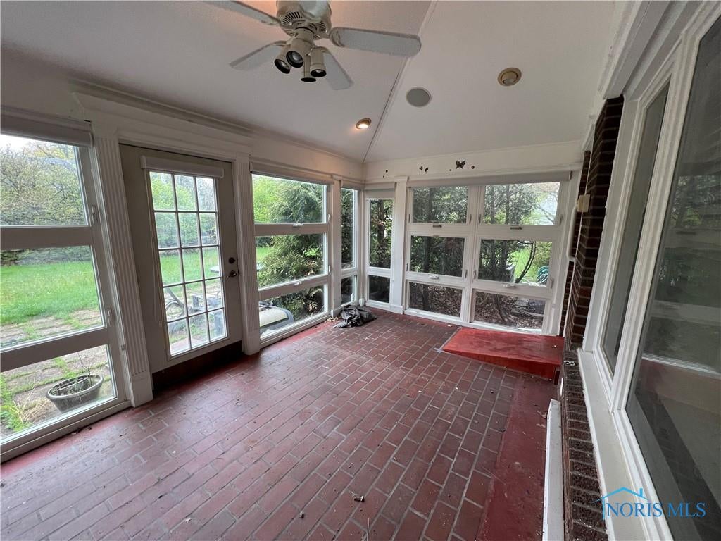 4347 Sheraton Road Toledo, OH 43615 - Photo 11 of 18 Gallery Image 11