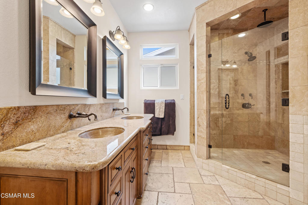 3079 Waco Avenue Simi Valley, CA 93063 - Photo 18 of 38