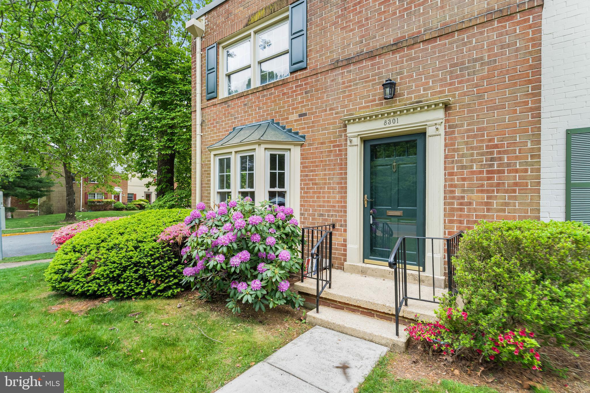 8301 Forrester Boulevard Springfield, VA 22152 - Photo 2 of 50 End unit townhome
