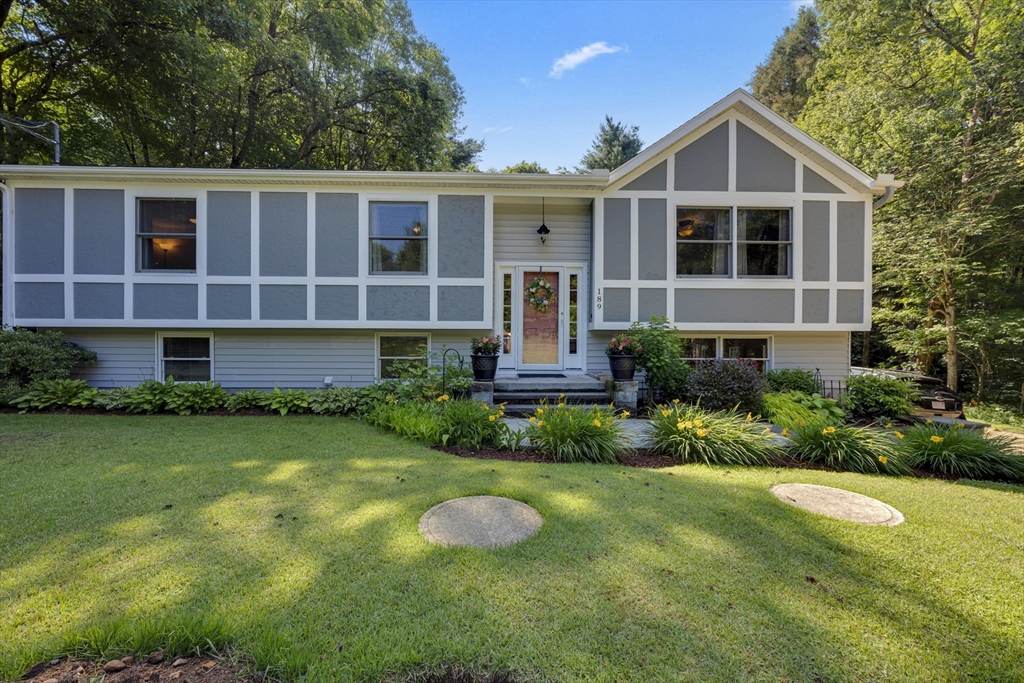 189 Stafford Road Holland, MA 01521 - Photo 1 of 40