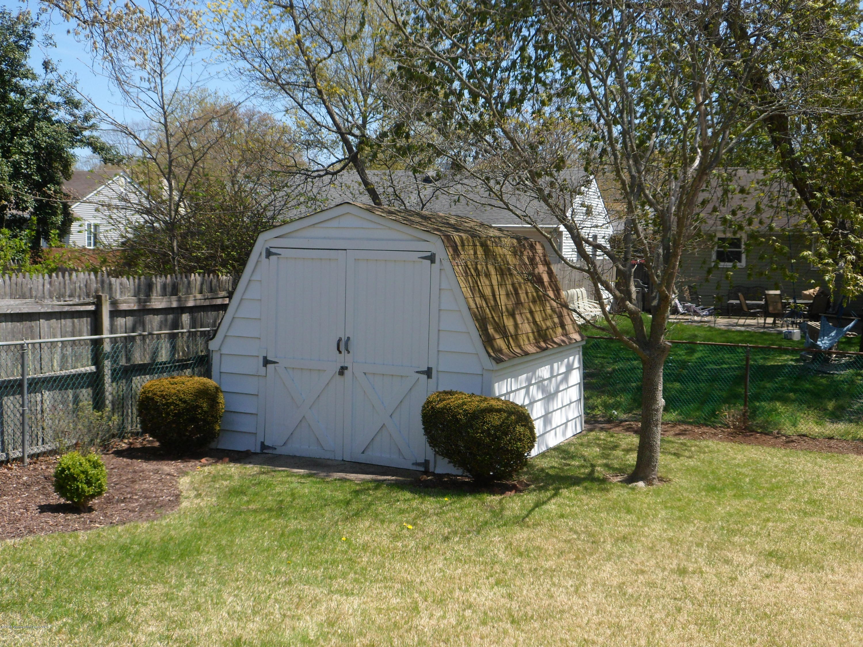 1220 Sleepy Hollow Road Point Pleasant, NJ 08742 - Photo 13 of 14 SAM_2457