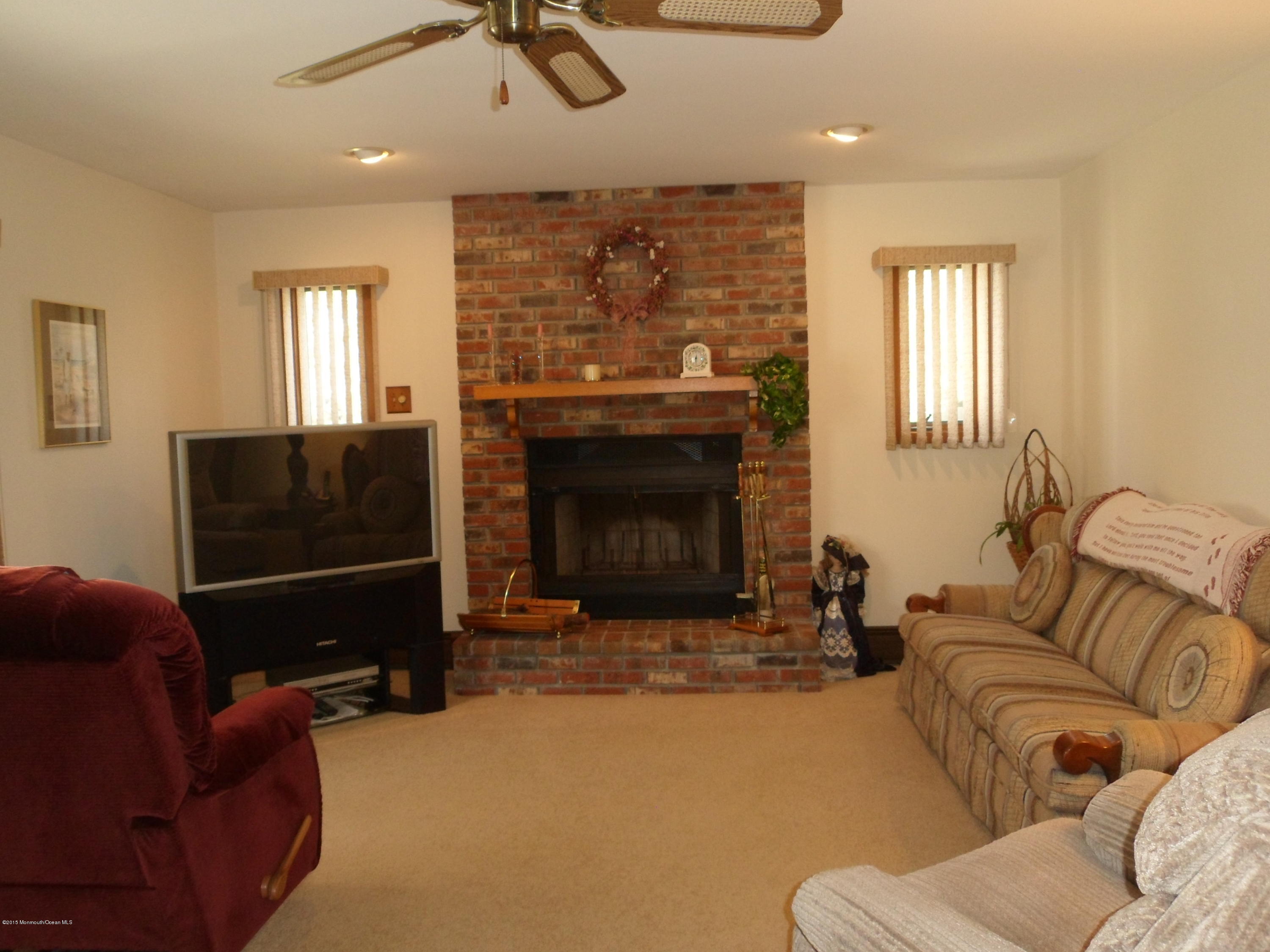 1220 Sleepy Hollow Road Point Pleasant, NJ 08742 - Photo 3 of 14 SAM_2448