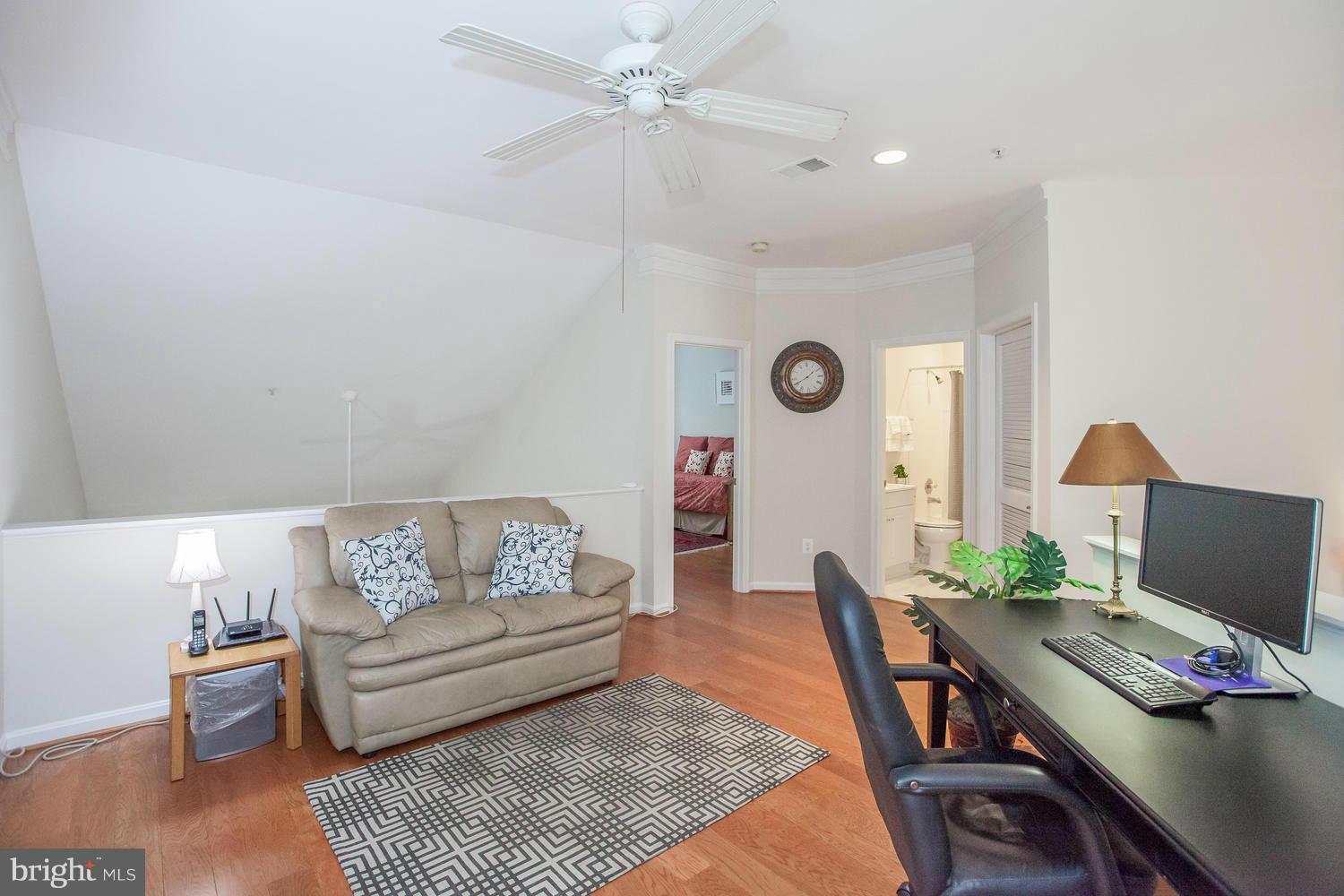7035 Haycock Road, Unit F Falls Church, VA 22043 - Photo 20 of 30 Interior (General)