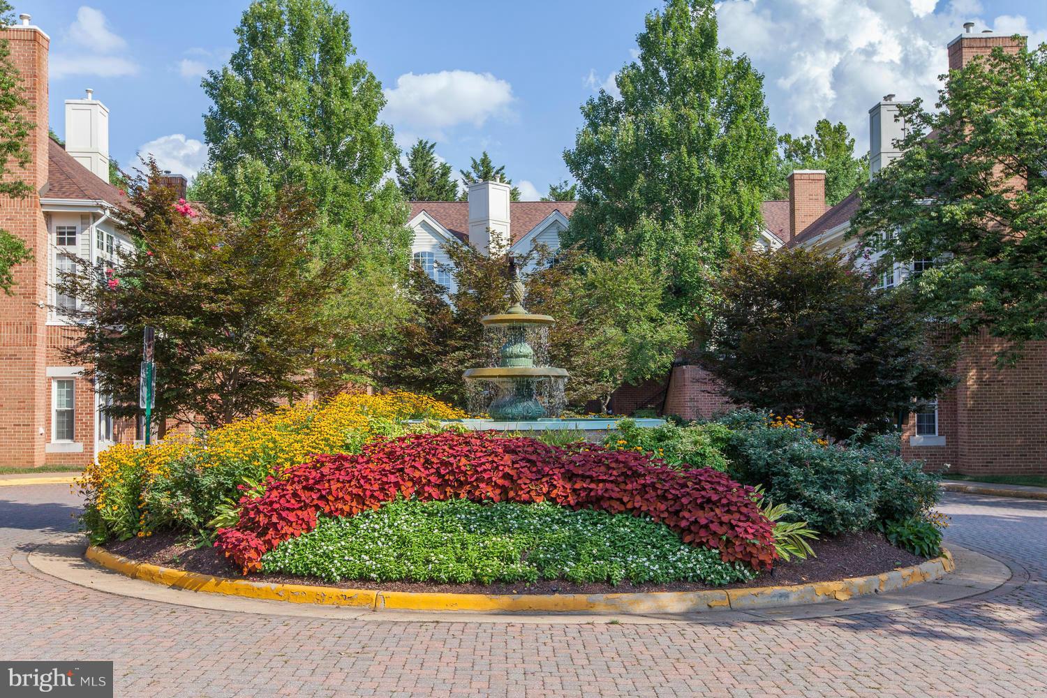 7035 Haycock Road, Unit F Falls Church, VA 22043 - Photo 25 of 30 Community
