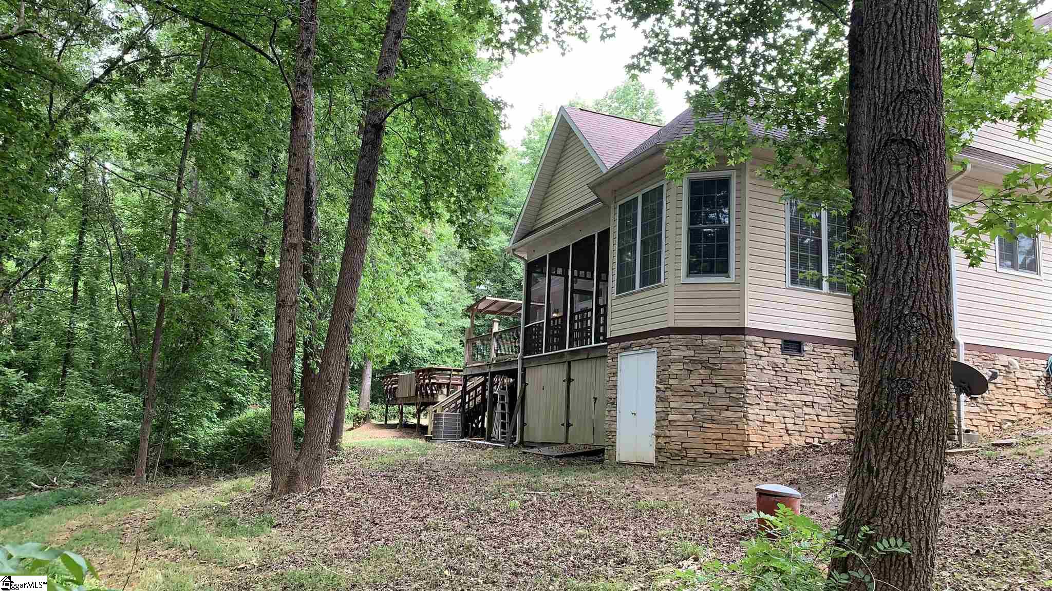 222 McCall Road Simpsonville, SC 29680 - Photo 32 of 34