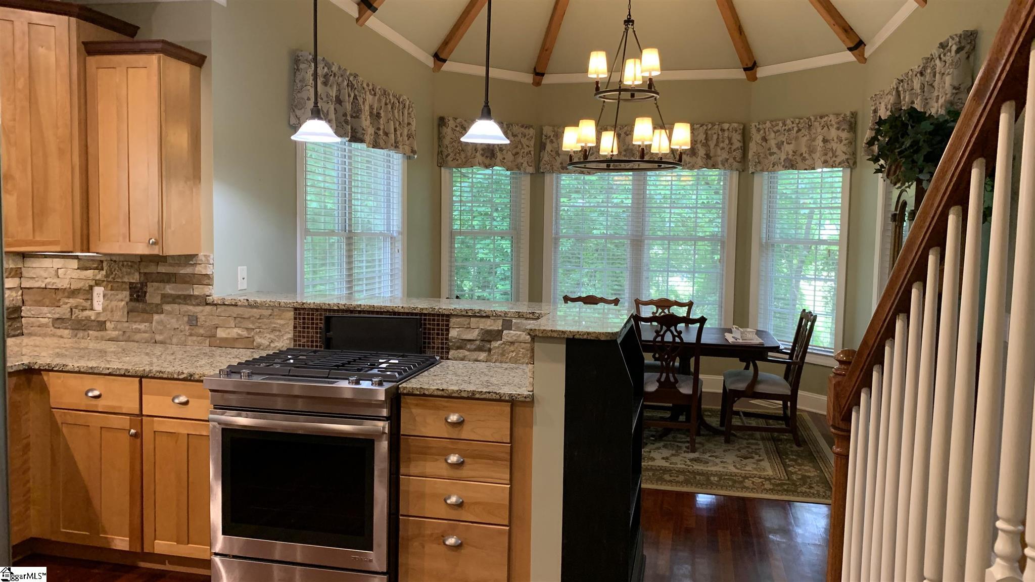 222 McCall Road Simpsonville, SC 29680 - Photo 7 of 34