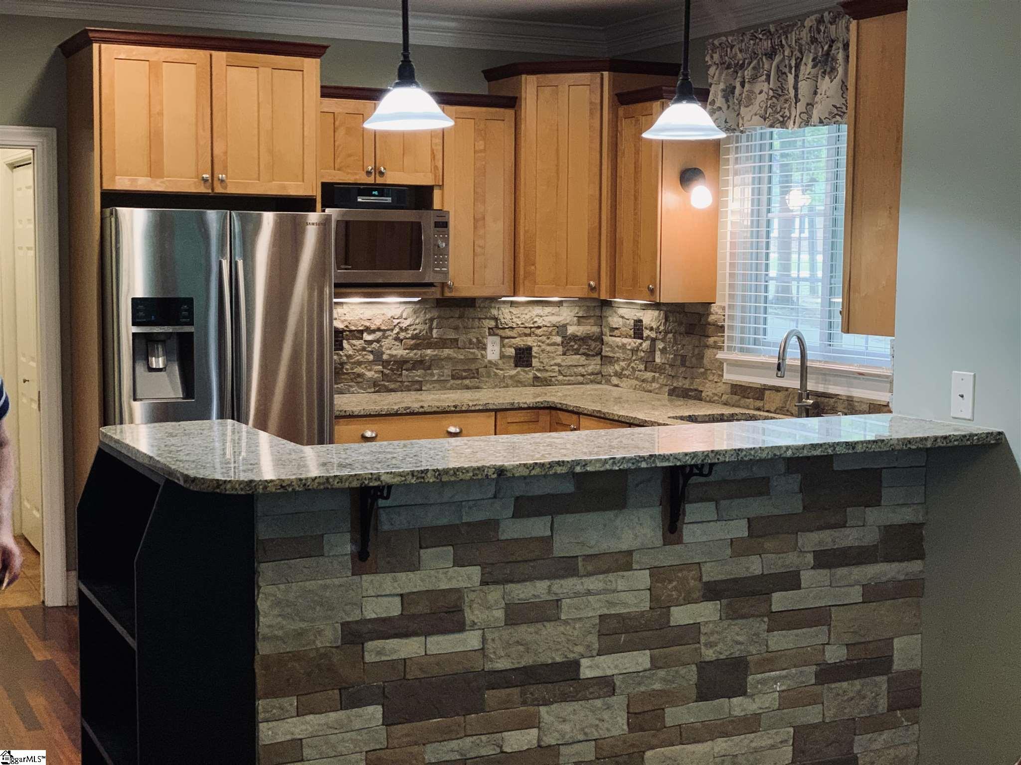 222 McCall Road Simpsonville, SC 29680 - Photo 10 of 34