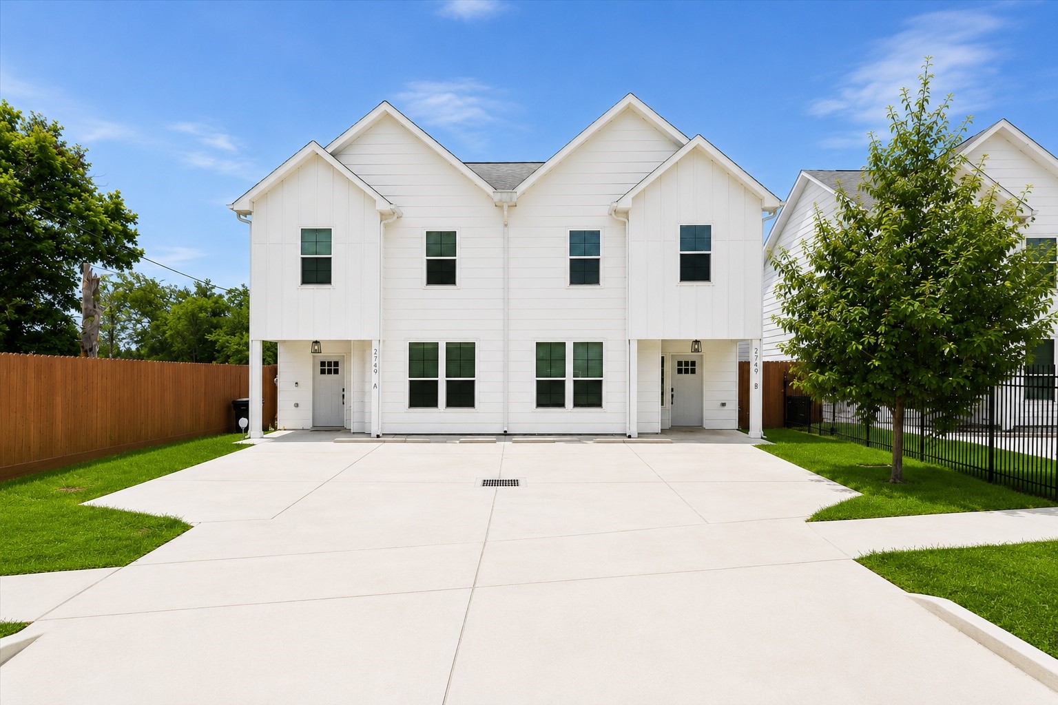 2749 Redrock Street, Unit B Houston, TX 77088 - Photo 23 of 24 Schedule your showing to tour this beautiful home!