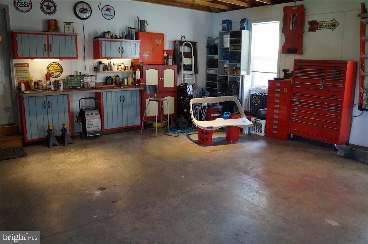 1651 Jefferson Road Spring Grove, PA 17362 - Photo 27 of 28