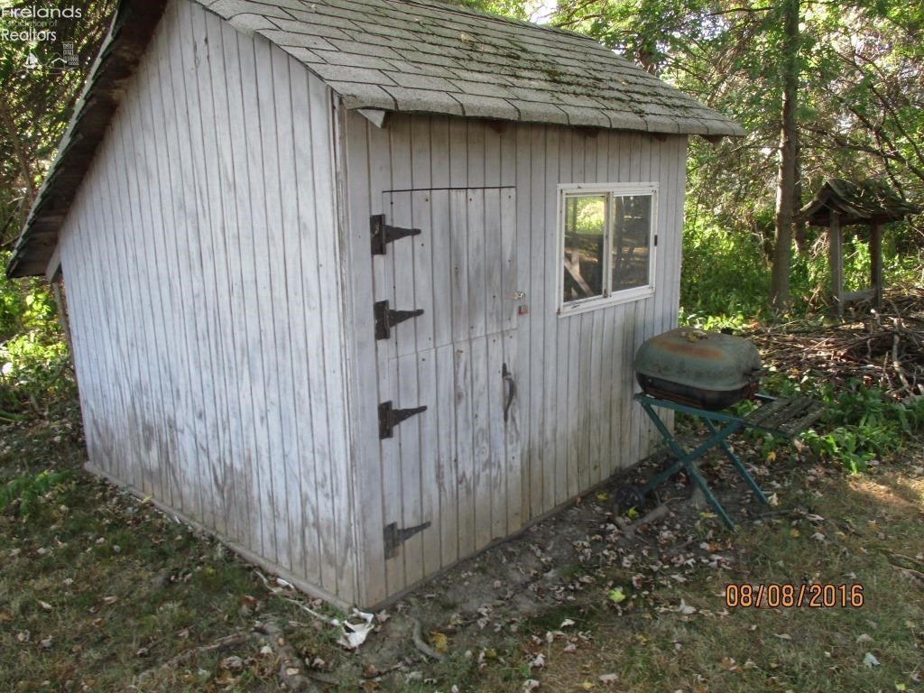 3110 Cleveland Road West Huron, OH 44839 - Photo 3 of 10 Gallery Image 3