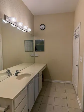 $1,735 | 6335 Contessa Drive, Unit 204, Orlando, FL 32829