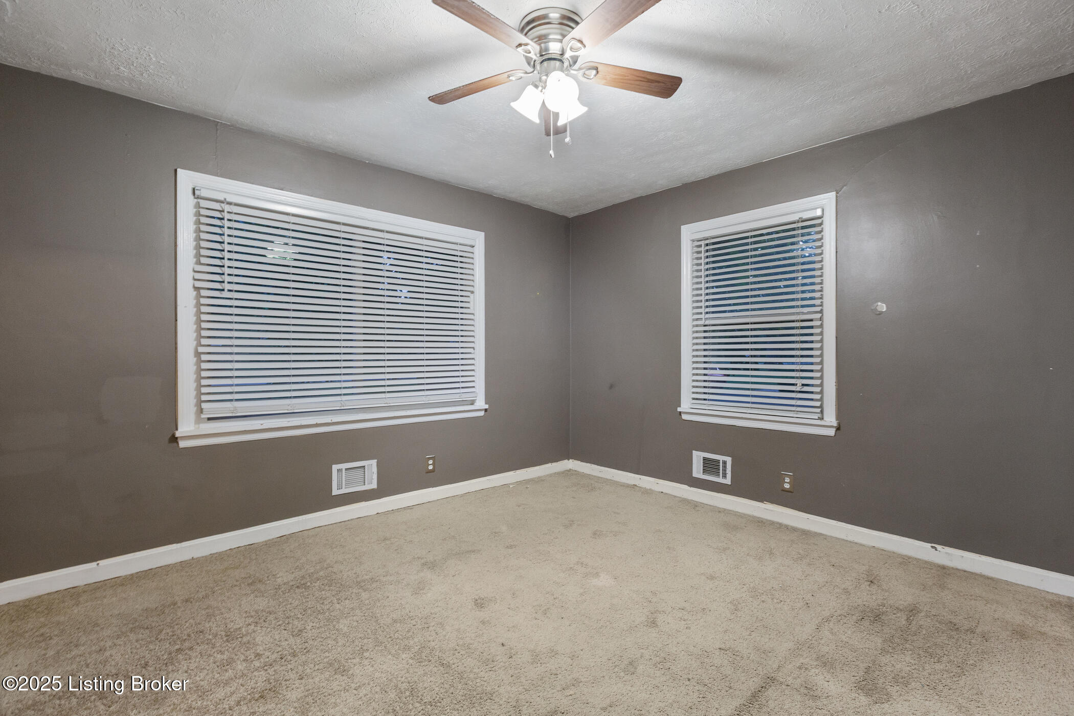 8809 Perry Road Louisville, KY 40222 - Photo 20 of 30 Bedroom 3