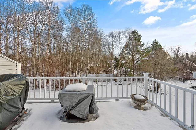 $249,900 | 8205 Boatwatch Drive, Clay, NY 13027