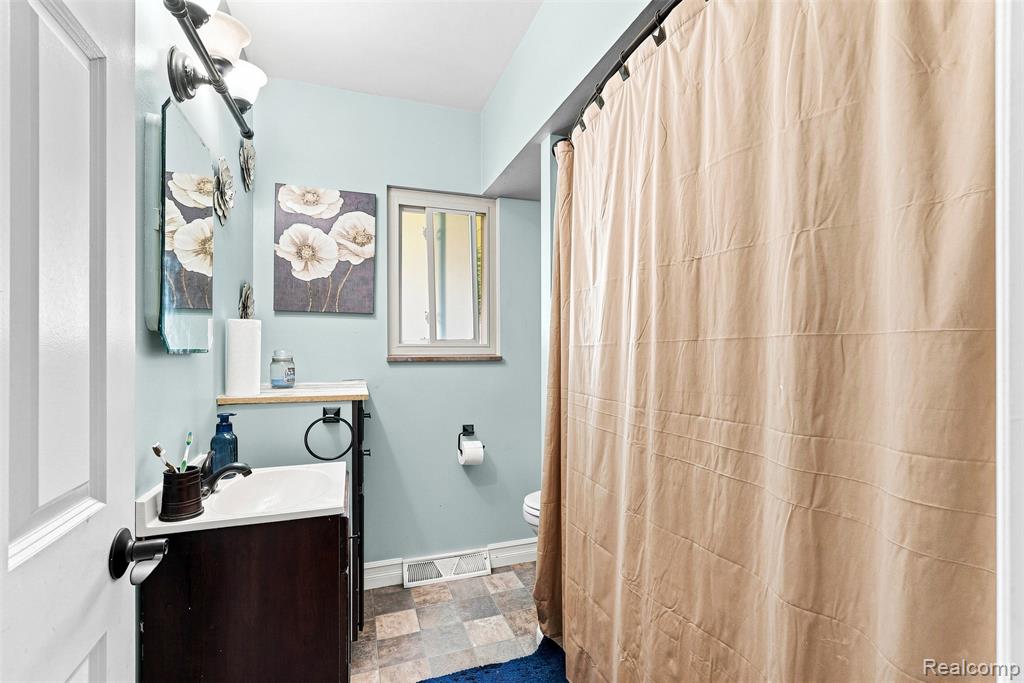 10407 Hegel Road Goodrich, MI 48438 - Photo 22 of 38 Gallery Image 22