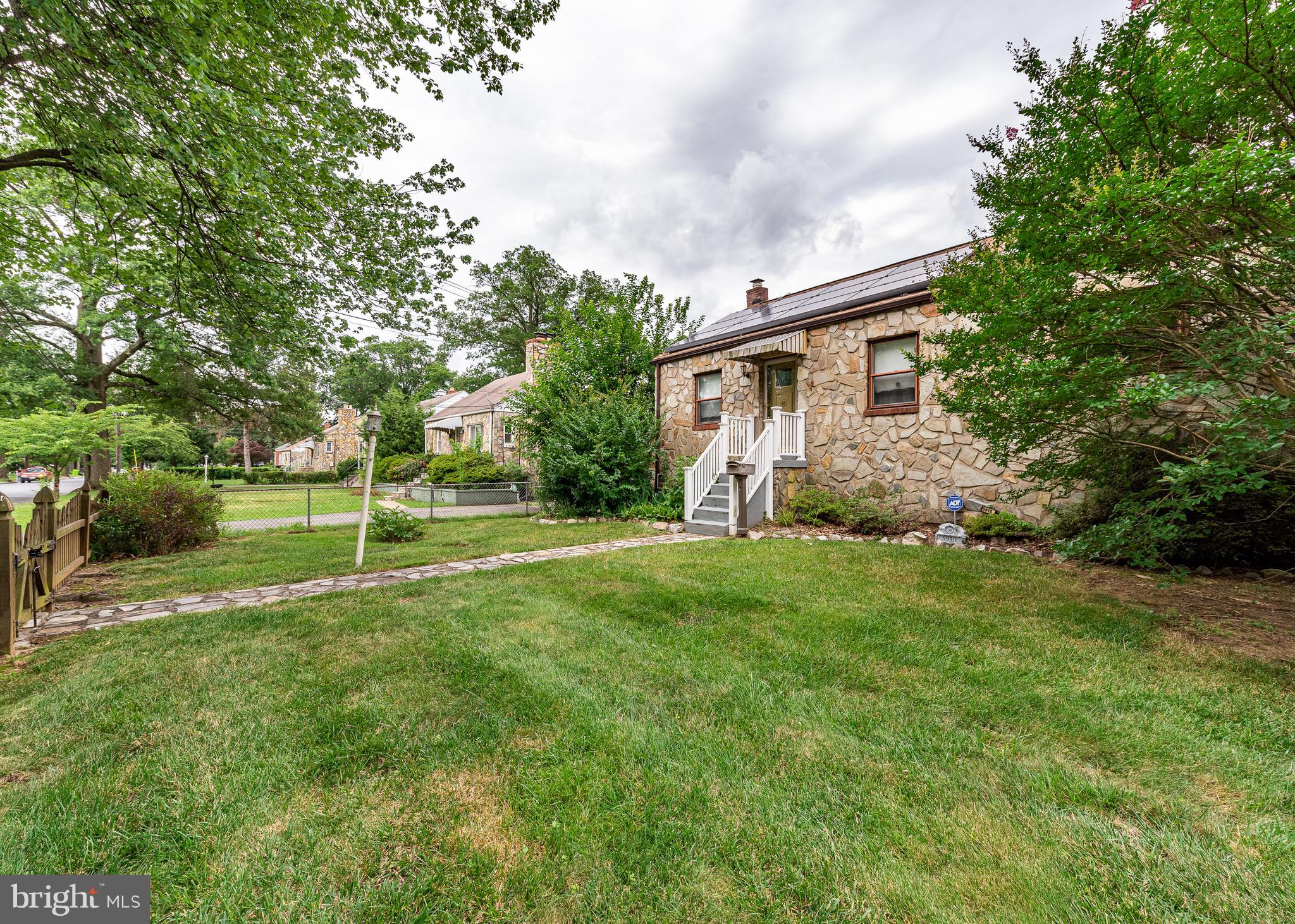 5910 Taylor Road Riverdale, MD 20737 - Photo 2 of 21 Exterior Front