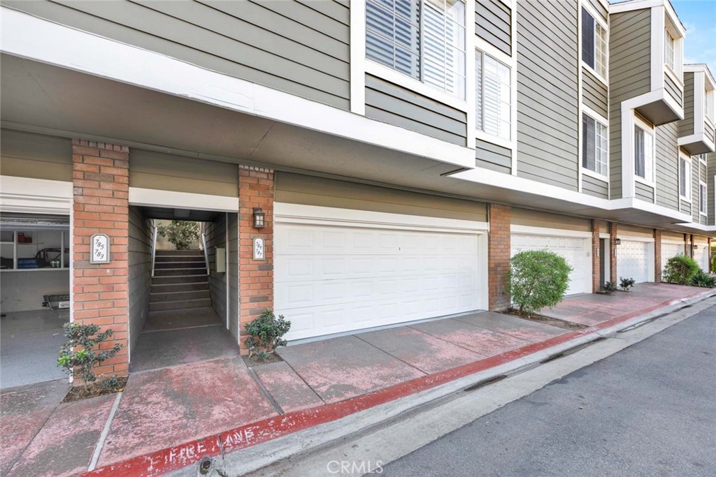 789 Grayling Bay Costa Mesa, CA 92626 - Photo 2 of 42 a front view of a house