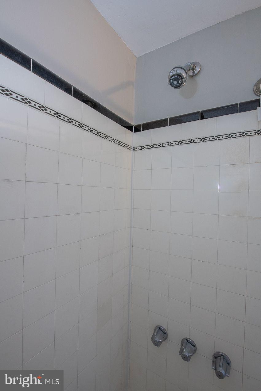 127 Walsh Road Lansdowne, PA 19050 - Photo 33 of 55