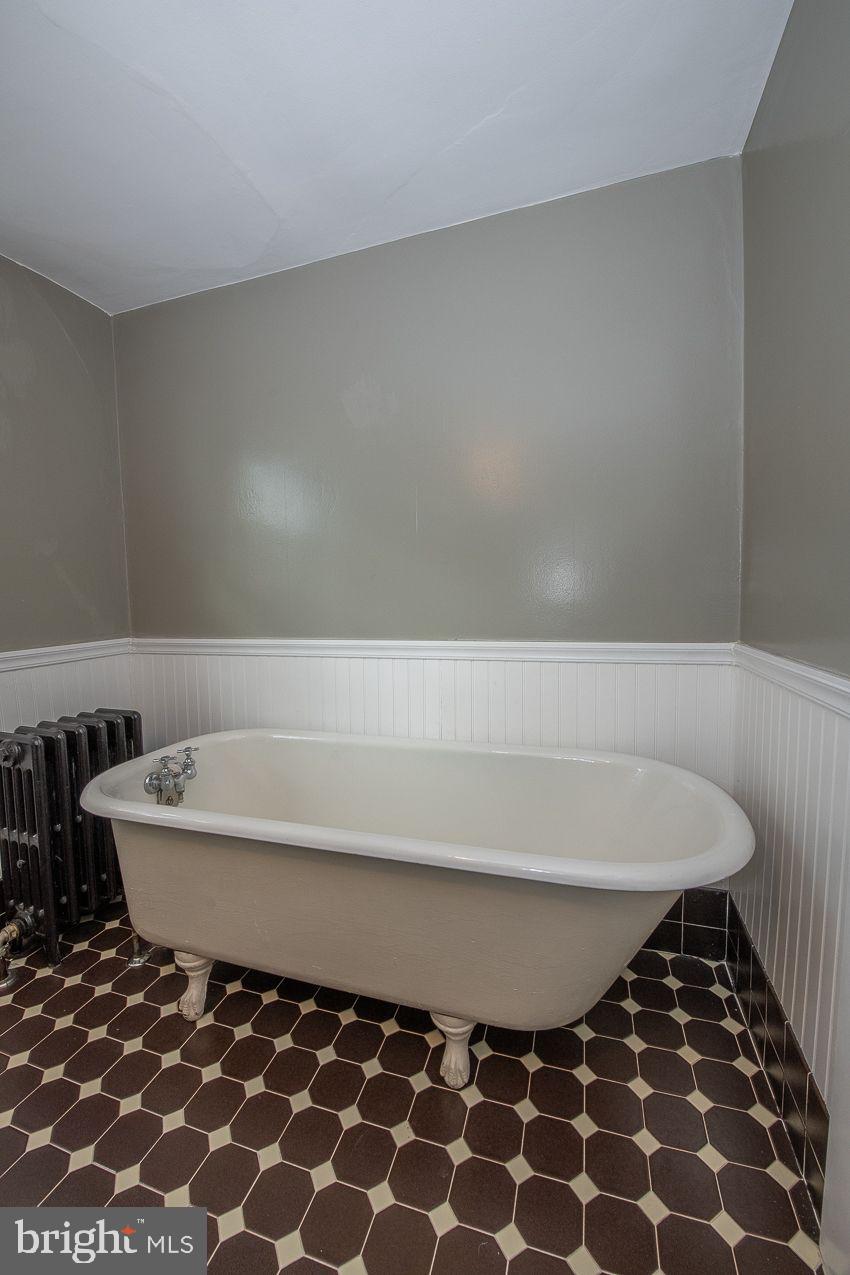 127 Walsh Road Lansdowne, PA 19050 - Photo 42 of 55