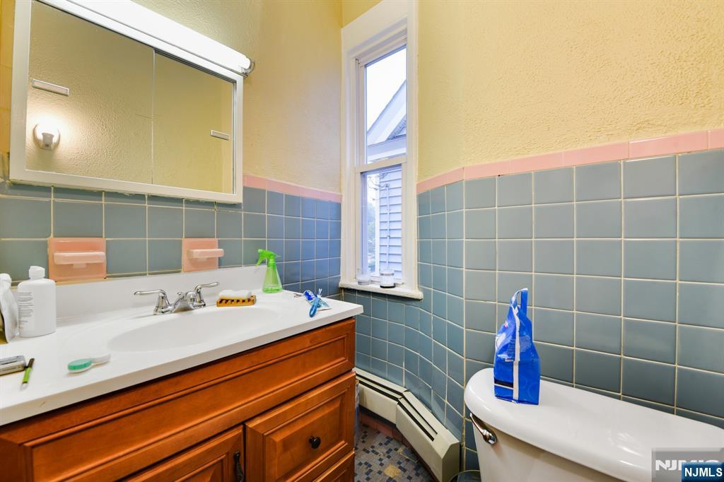 137 Valley Road Montclair, NJ 07042 - Photo 15 of 24