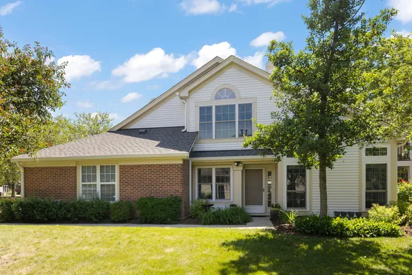 $339,900 | 30-w069 Penny Lane, Warrenville, IL 60555