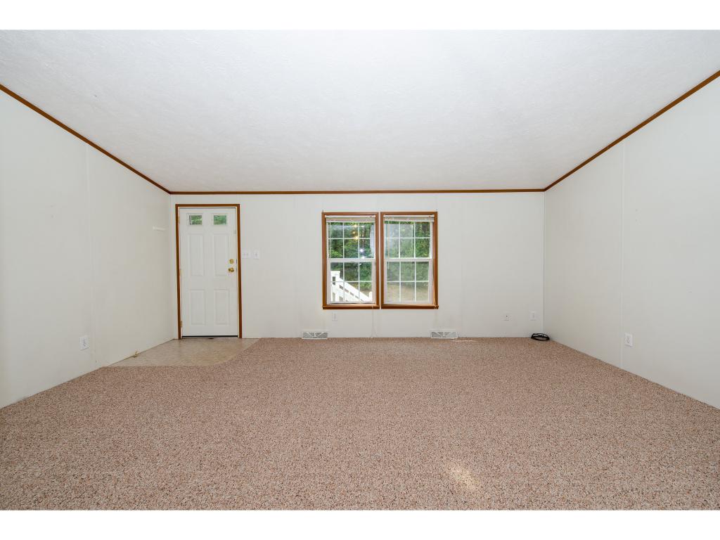126 Brixham Road Eliot, ME 03903 - Photo 11 of 35