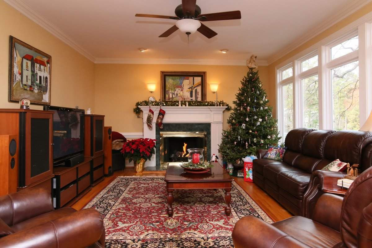 2908 Ballybunion Way Raleigh, NC 27613 - Photo 5 of 25 Family Room
