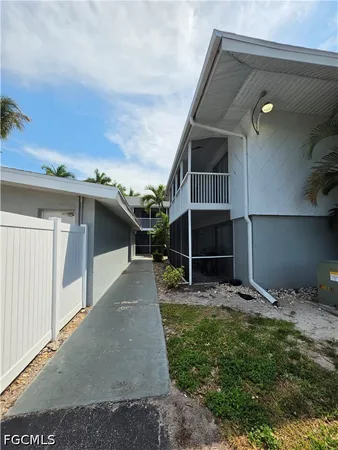 $1,450 | 1849 Maravilla Avenue, Unit A14, Fort Myers, FL 33901
