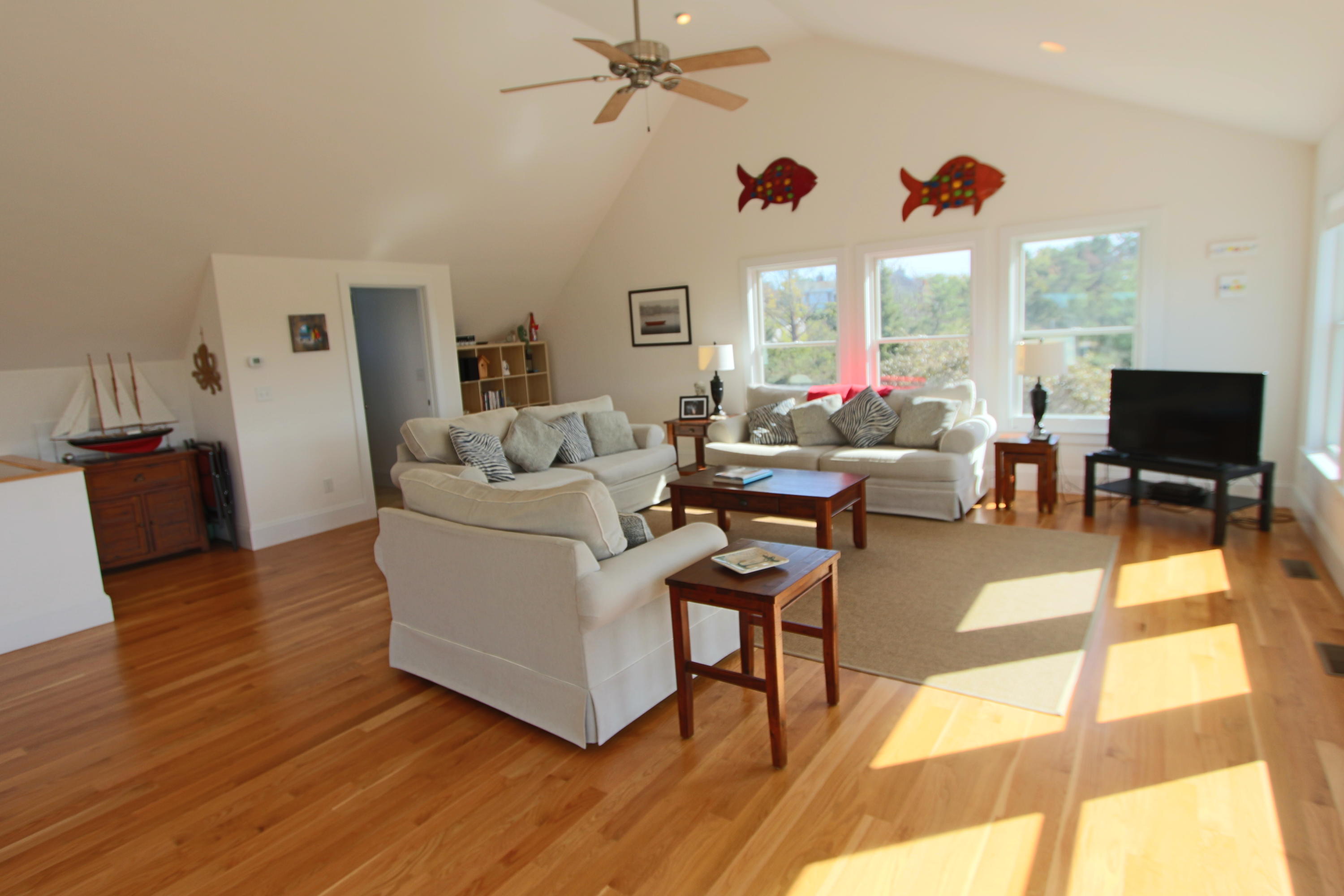 32 Knowles Heights Road Truro, MA 02666 - Photo 9 of 35 10-16-18 600