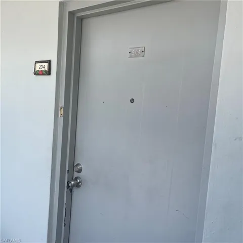 $2,400 | 3527 Northeast 168th Street, Unit 204, North Miami Beach, FL 33160