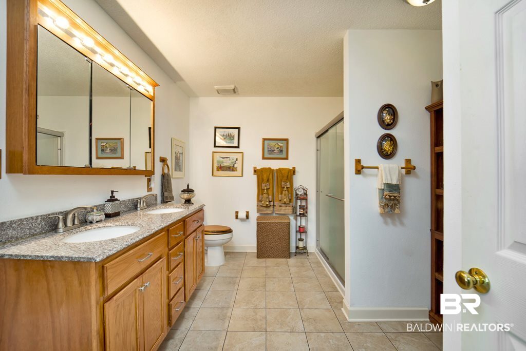 20094 Pecan Trace Fairhope, AL 36532 - Photo 15 of 28 Master Bathroom