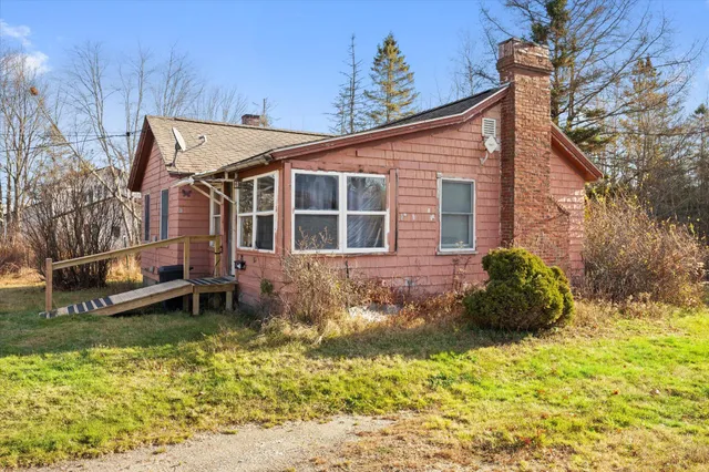 $175,000 | 317 Main Street, Ellsworth, ME 04605