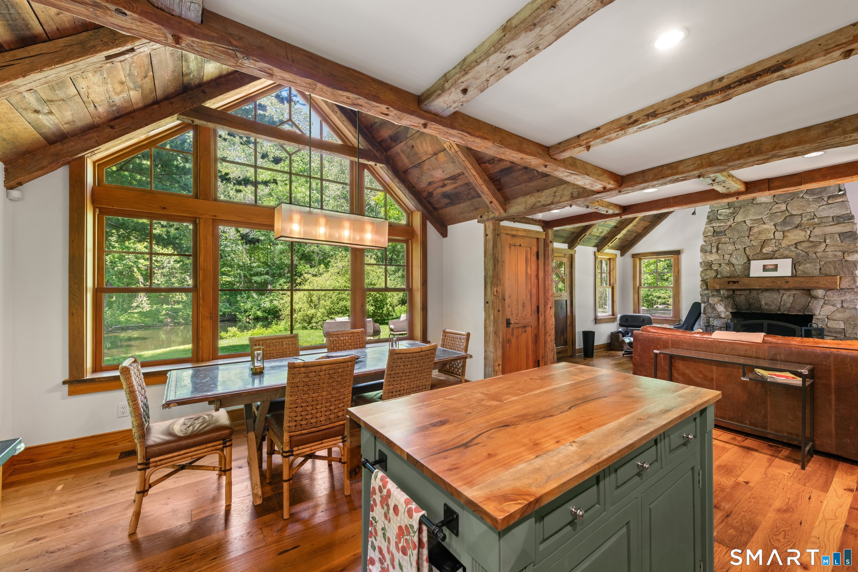 286 Lyons Plain Road Weston, CT 06883 - Photo 13 of 24