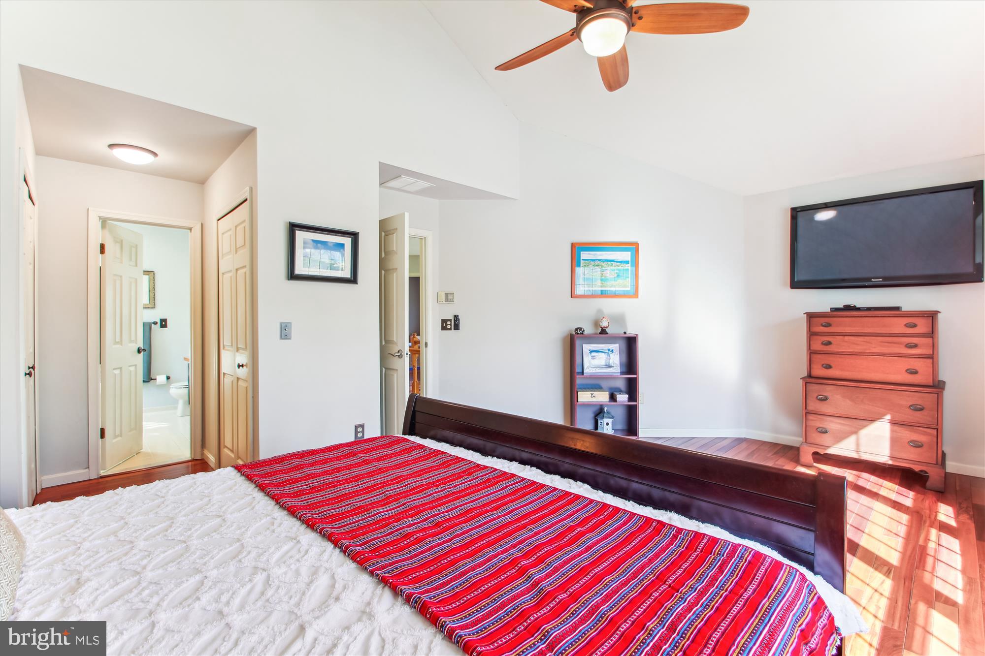 918 Berwick Drive Annapolis, MD 21403 - Photo 25 of 71 Primary Bedroom
