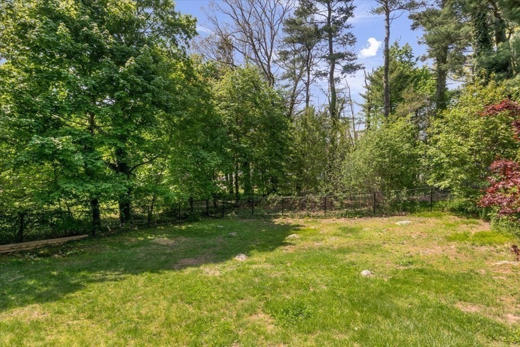 20 Hutchinson Road Walpole, MA 02081 - Photo 33 of 42 Gallery Image 33