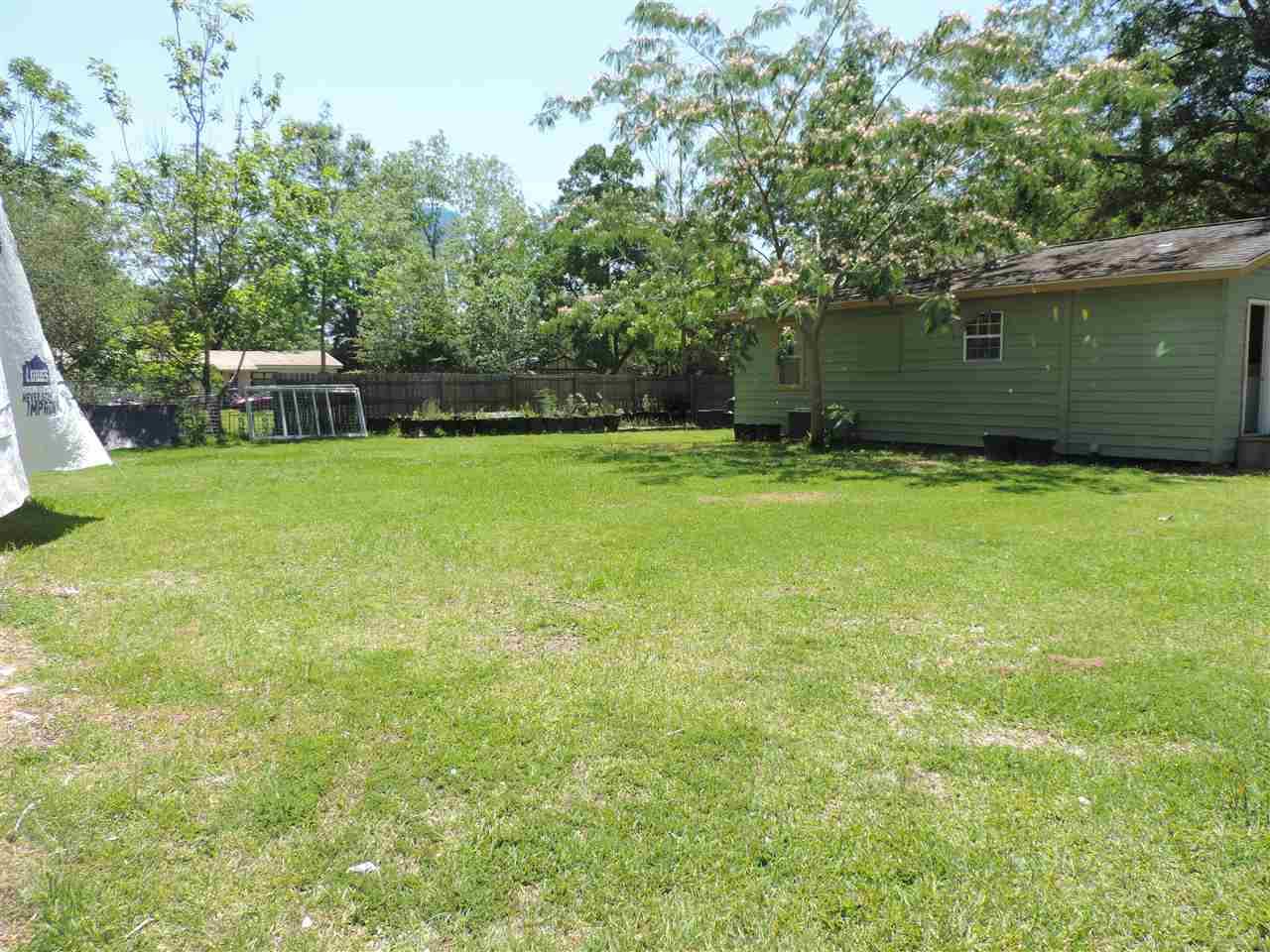 1104 Isabella Road Cantonment, FL 32533 - Photo 18 of 21