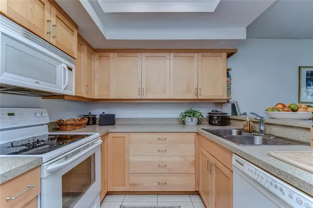 $345,000 | 5333 Cobblestone Court, Wesley Chapel, FL 33543