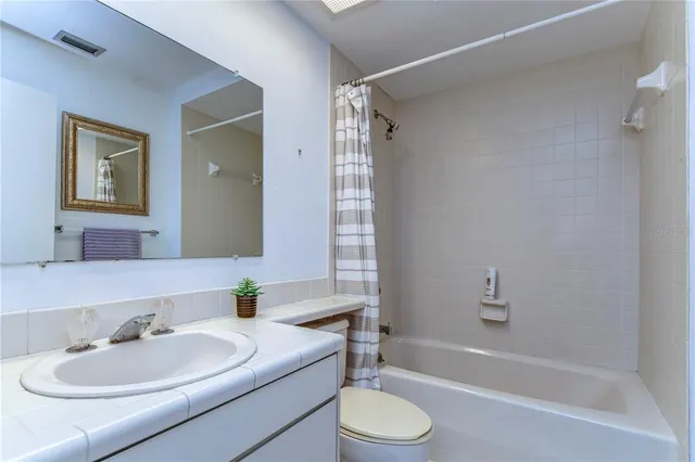 $345,000 | 5333 Cobblestone Court, Wesley Chapel, FL 33543