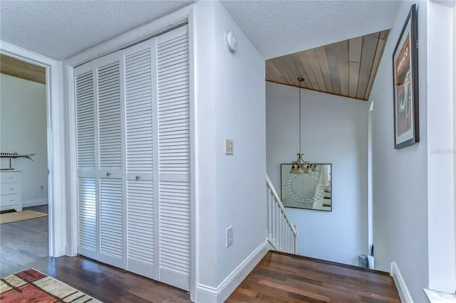 $345,000 | 5333 Cobblestone Court, Wesley Chapel, FL 33543