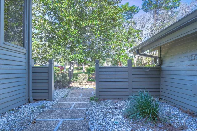 $345,000 | 5333 Cobblestone Court, Wesley Chapel, FL 33543