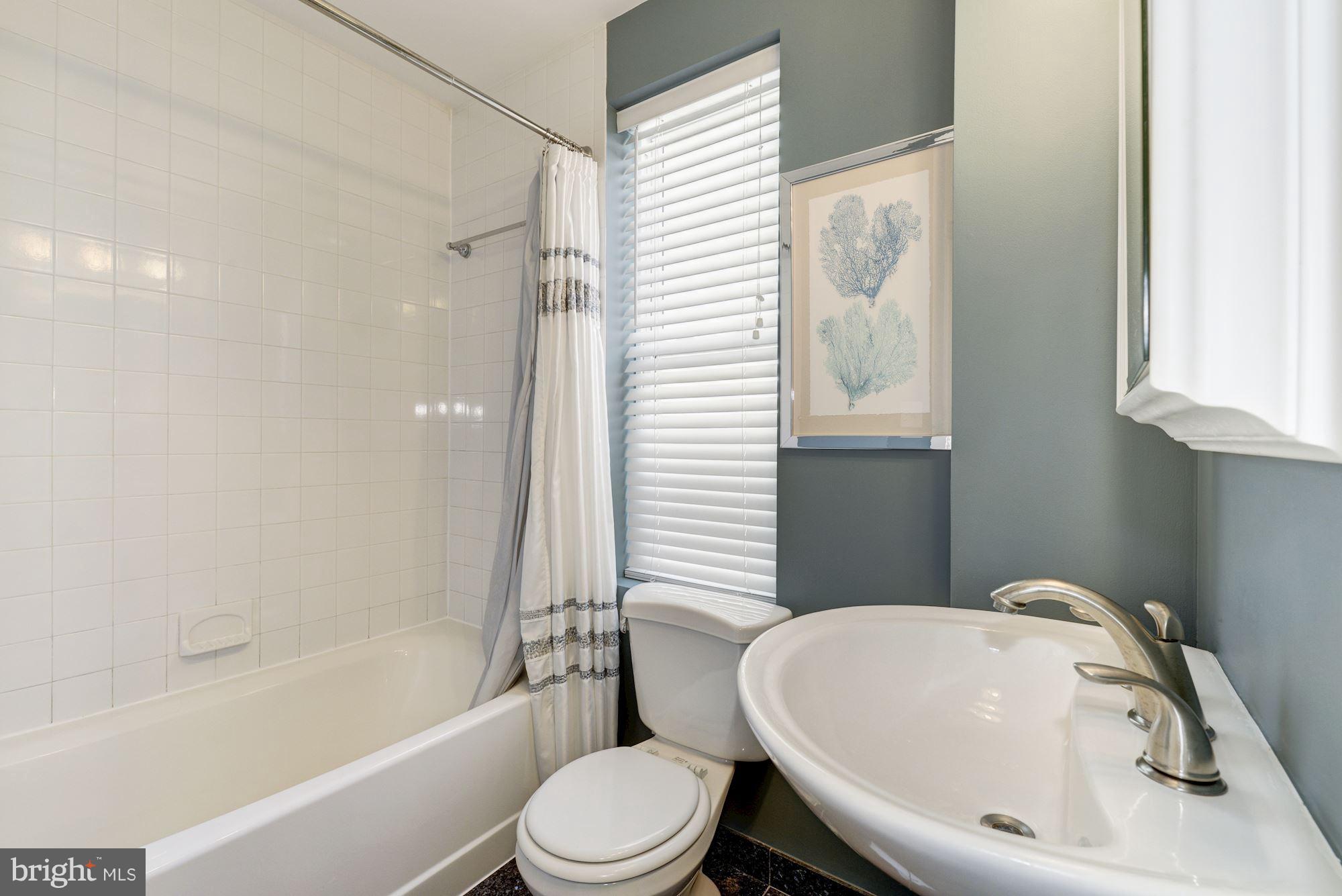 321 D Street Southeast Washington, DC 20003 - Photo 13 of 29 Upstairs bathroom