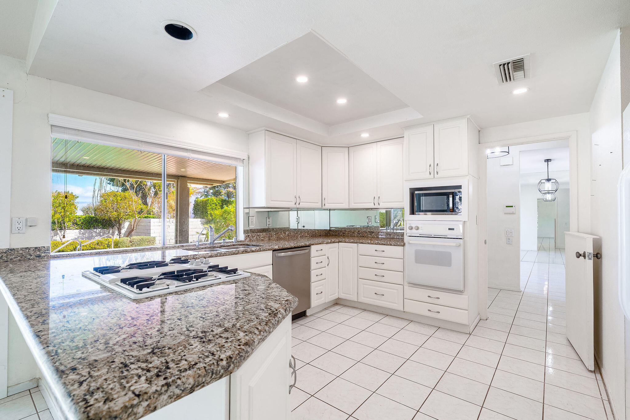 73165 Haystack Road Palm Desert, CA 92260 - Photo 15 of 50 Kitchen