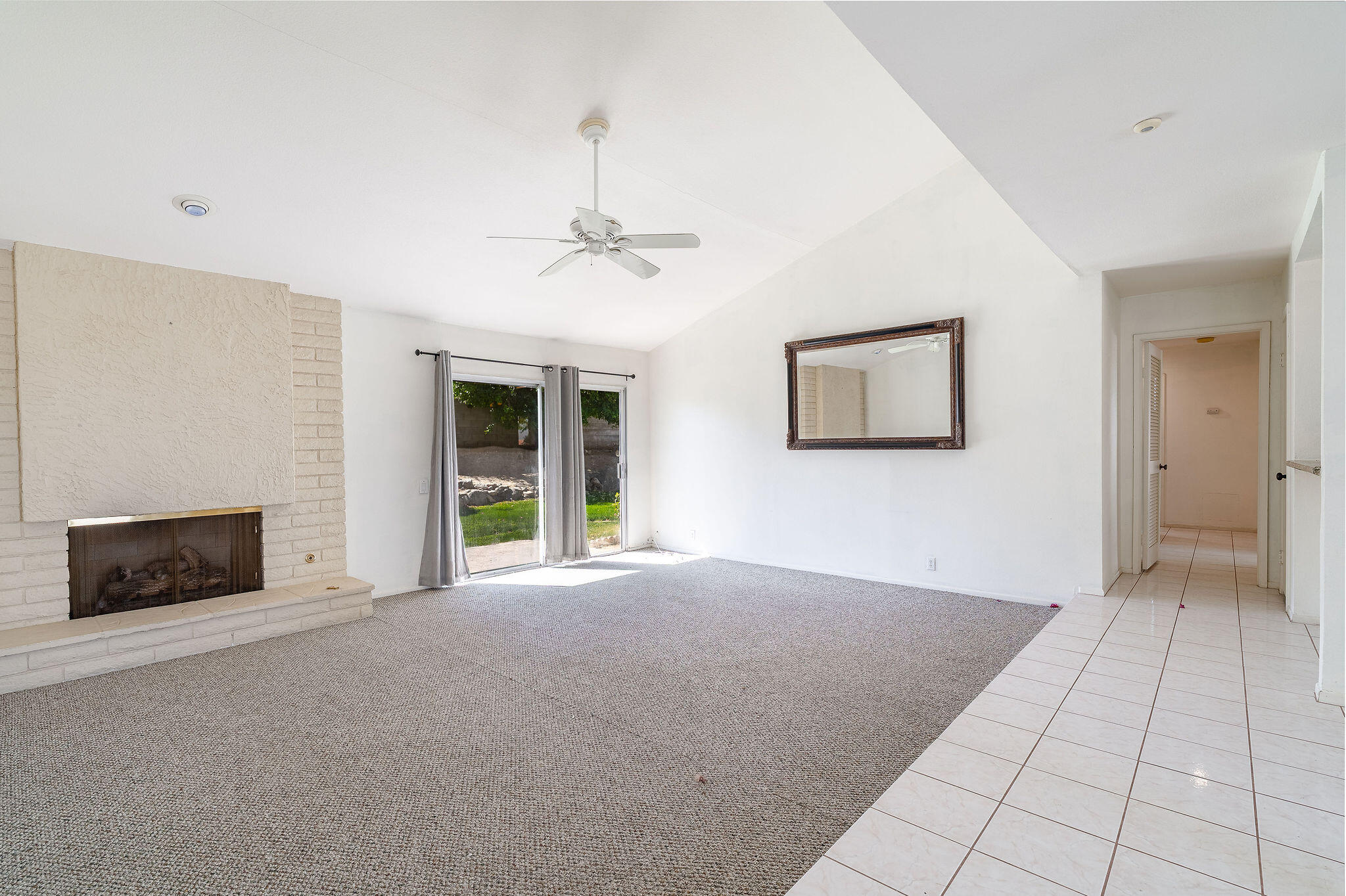 73165 Haystack Road Palm Desert, CA 92260 - Photo 20 of 50 Living Room