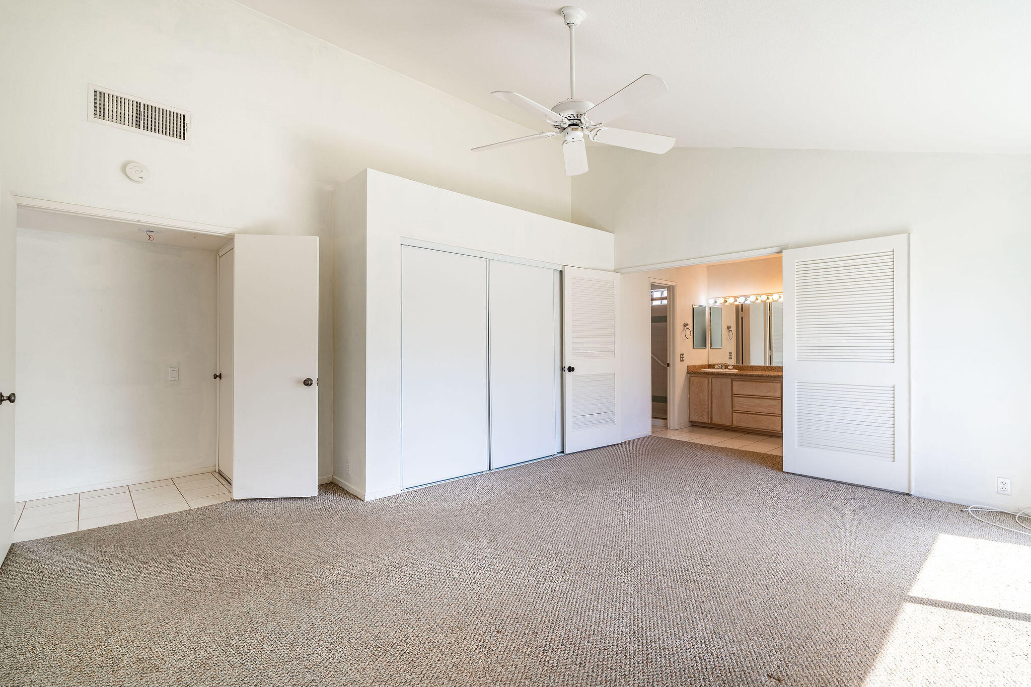 73165 Haystack Road Palm Desert, CA 92260 - Photo 29 of 50 Primary Bedroom