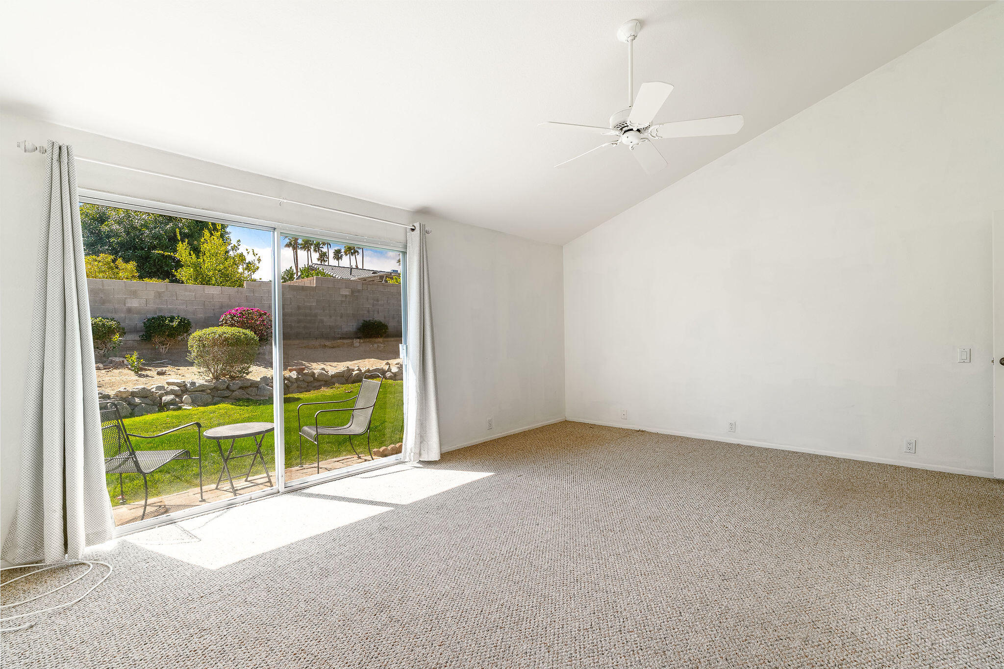 73165 Haystack Road Palm Desert, CA 92260 - Photo 30 of 50 Primary Bedroom