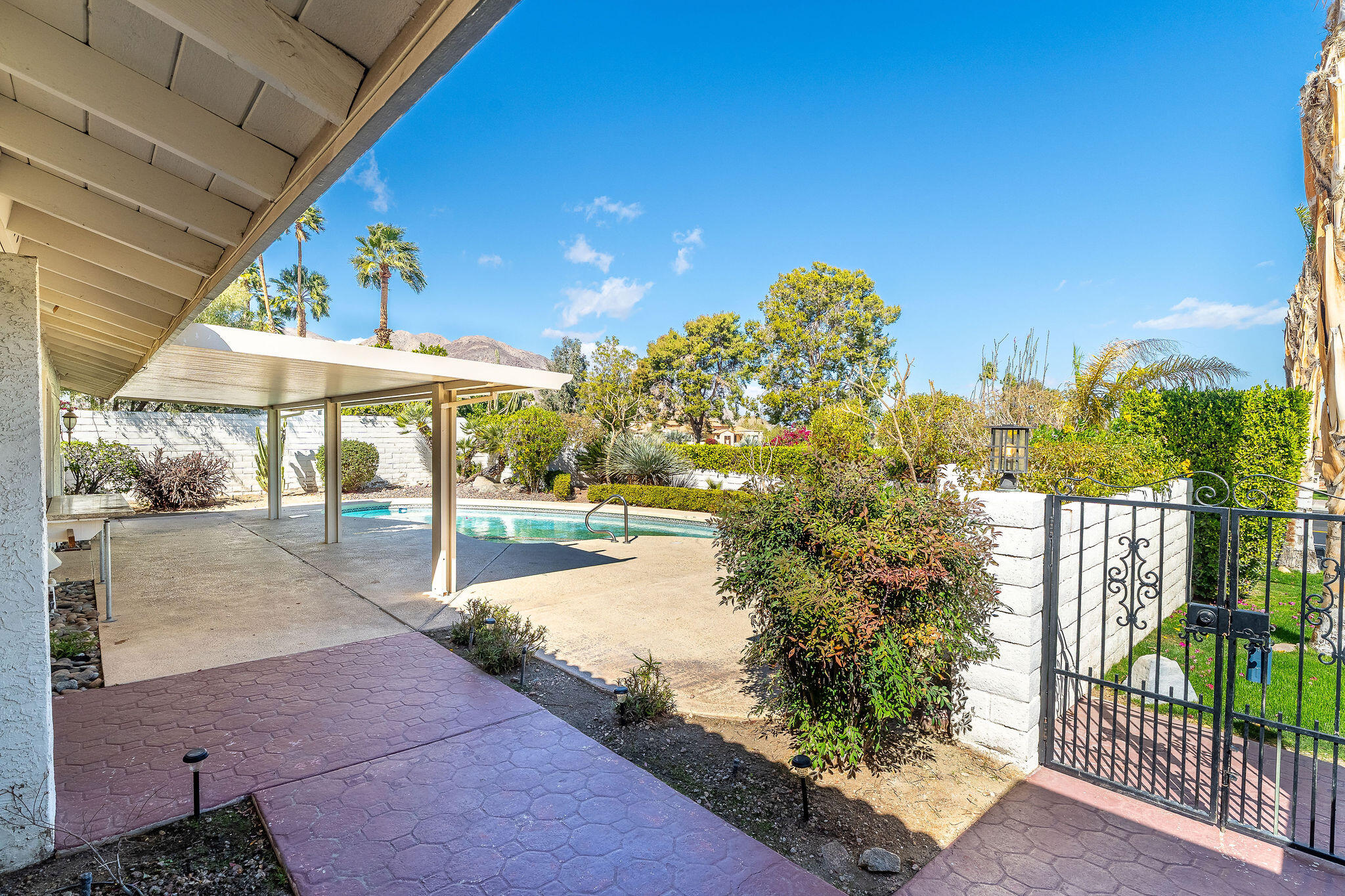 73165 Haystack Road Palm Desert, CA 92260 - Photo 5 of 50 Front