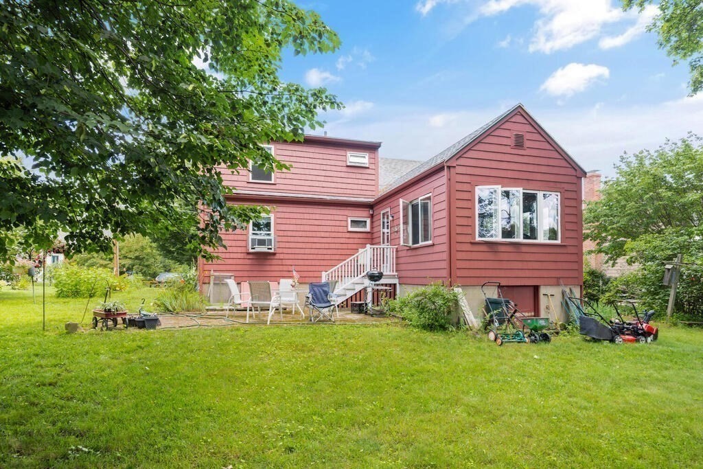 15 Thistledale Road Wakefield, MA 01880 - Photo 25 of 31 Gallery Image 25
