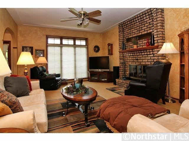 880 Willow Ridge Road Hudson, WI 54016 - Photo 3 of 18 Gallery Image 3