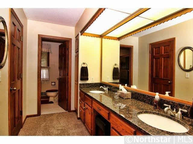 880 Willow Ridge Road Hudson, WI 54016 - Photo 10 of 18 Gallery Image 10